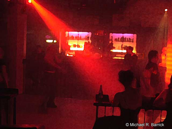 Red Bar